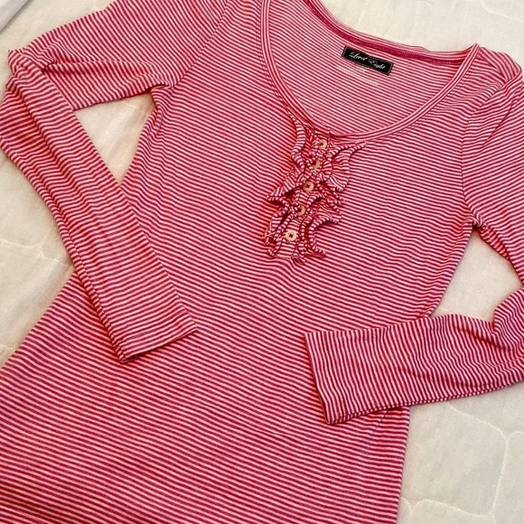 Long sleeve cotton stripe ruffle Henley scoop neck T-shirt Barbie Barbiecore - Picture 11 of 15